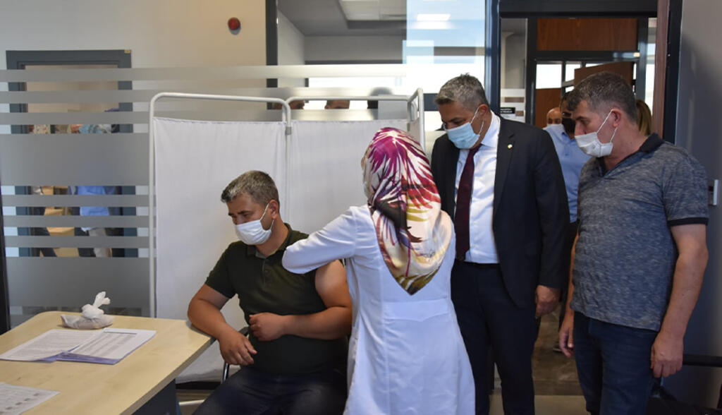 OSB’lerde yerinde aşı uygulaması başladı