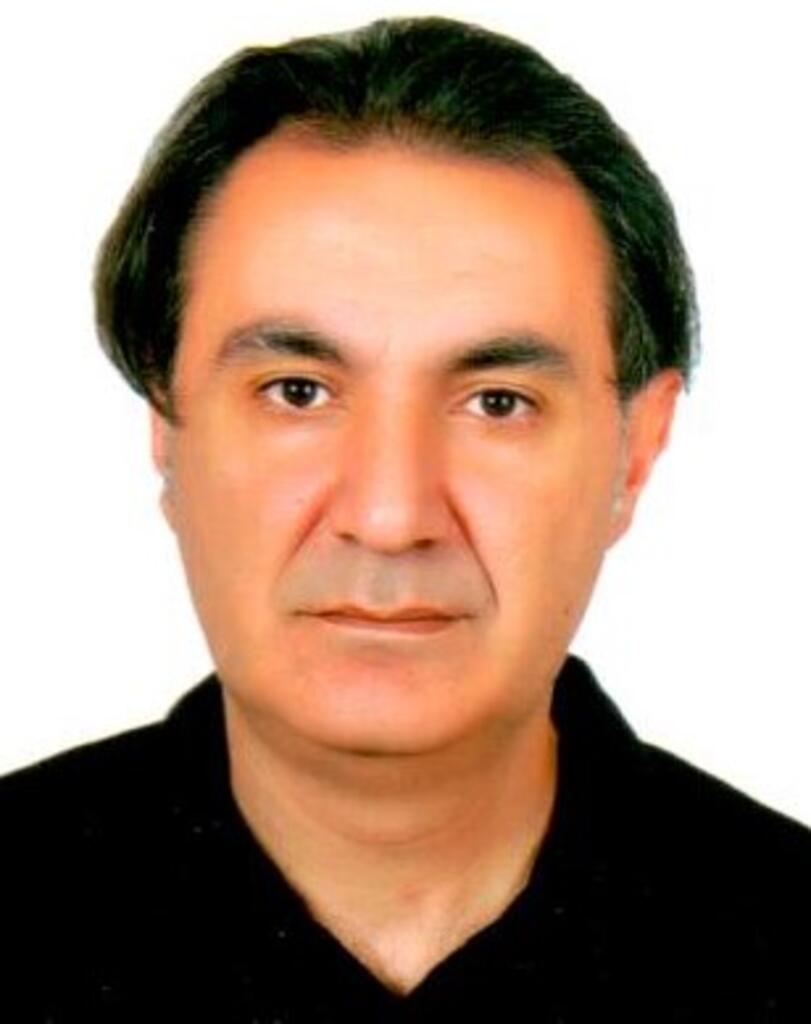 EMRE AK