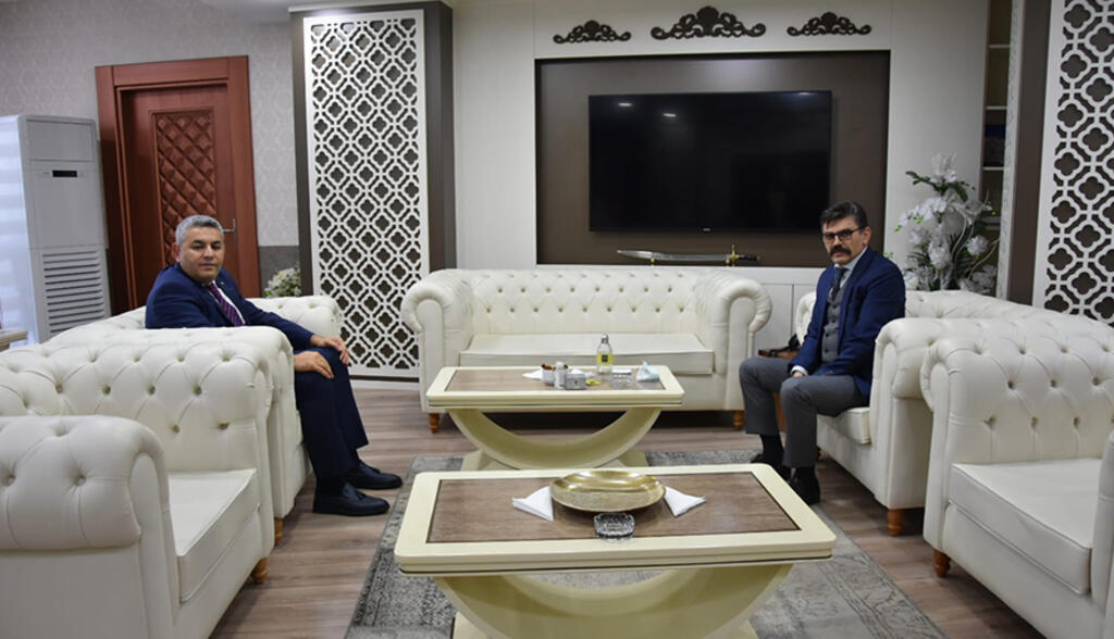 Başkan Sadıkoğlu: “176 yıldır kutsal bir görevi ifa ediyorlar”