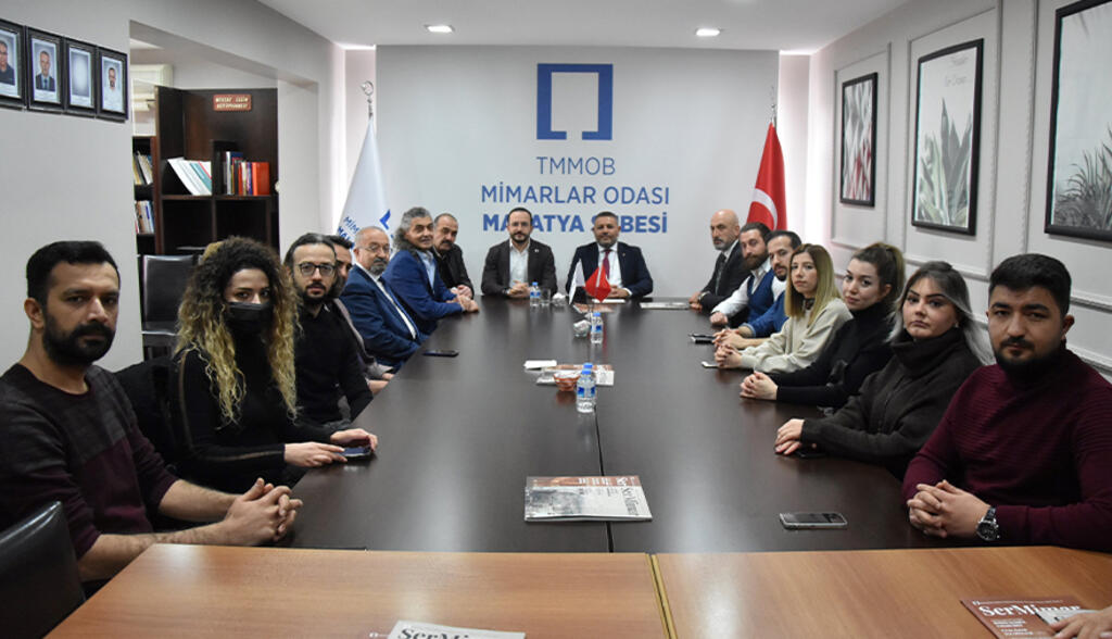 Başkan Sadıkoğlu: “Projeleri şehrimizin mimarları çizmeli”