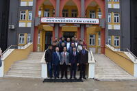 Malatya TSO, okul bahçesine Atatürk Büstü yaptırdı